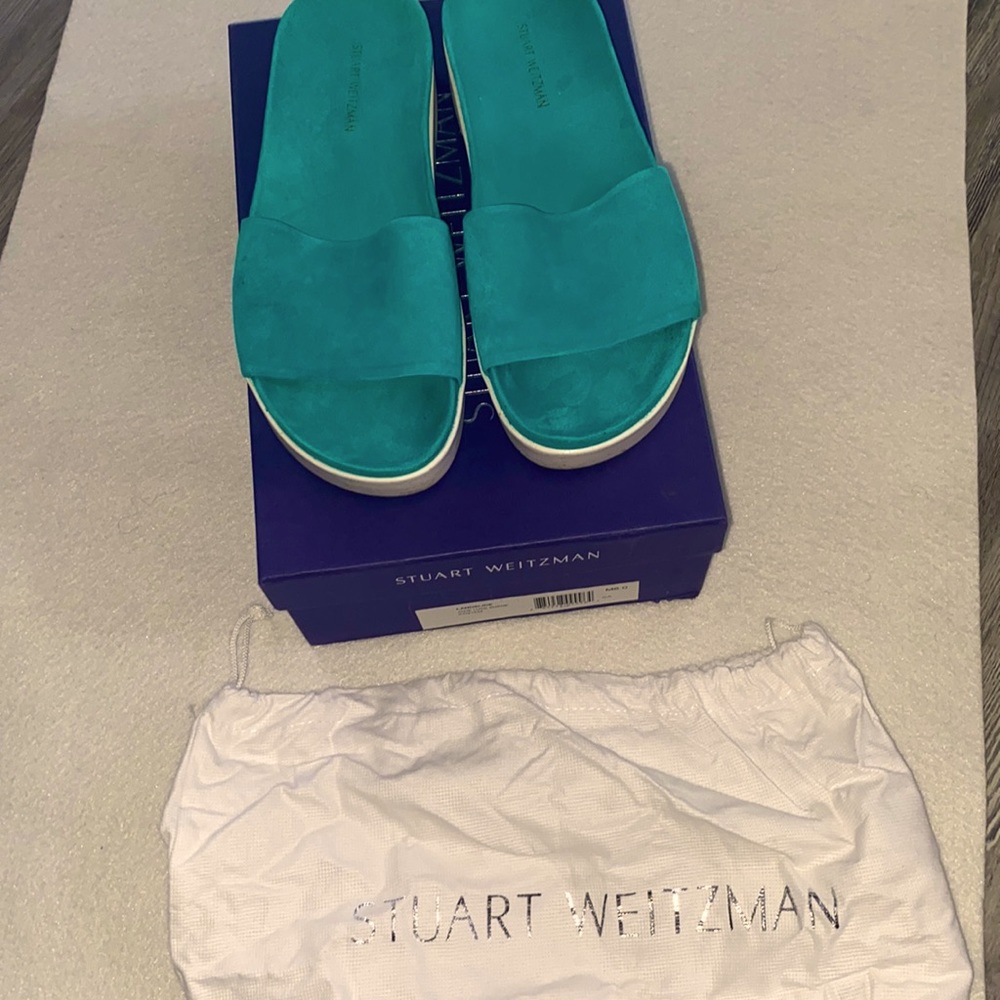Size 6 turquoise Stuart Weitzman flat slide
